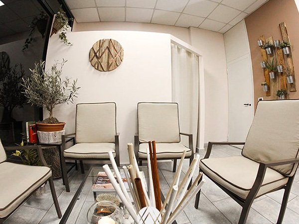 Pouf-d-attesa-per-barbiere